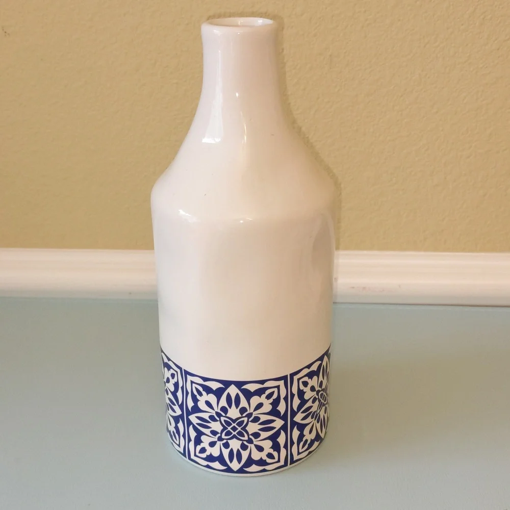 Blue White Floral Vase Geometric Square Tile Design 7.75